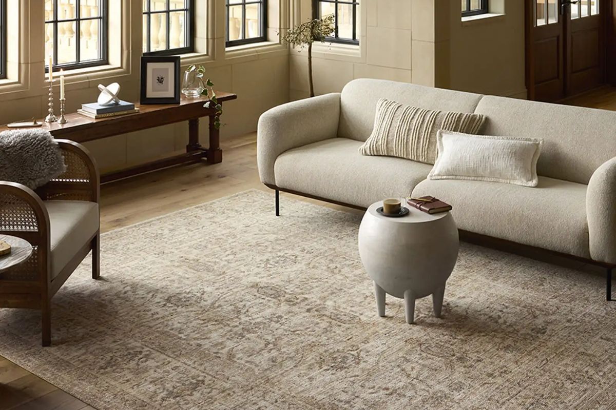 Heritage HER04 Collection Rug by Loloi Heritage HER04 Collection Rug by Loloi