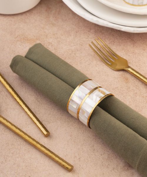 GAURI KOHLI Primrose White Pearl Napkin Rings, Set of 6
