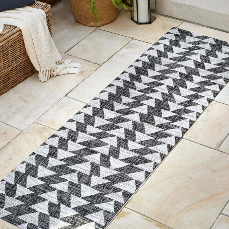 andratx Modern Tribal Geometric Indoor/Outdoor Area Rug