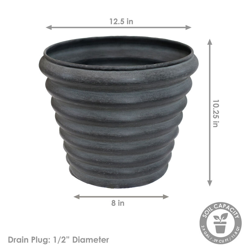 Molly Metal Outdoor Planter Set of 2