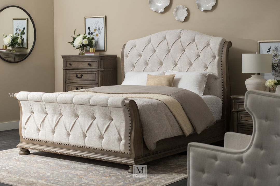 Ardenfield Queen Sleigh Bed