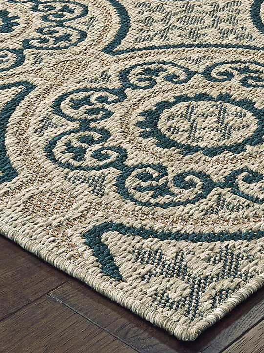 Latitude 7'10" x 10' Grey Rug