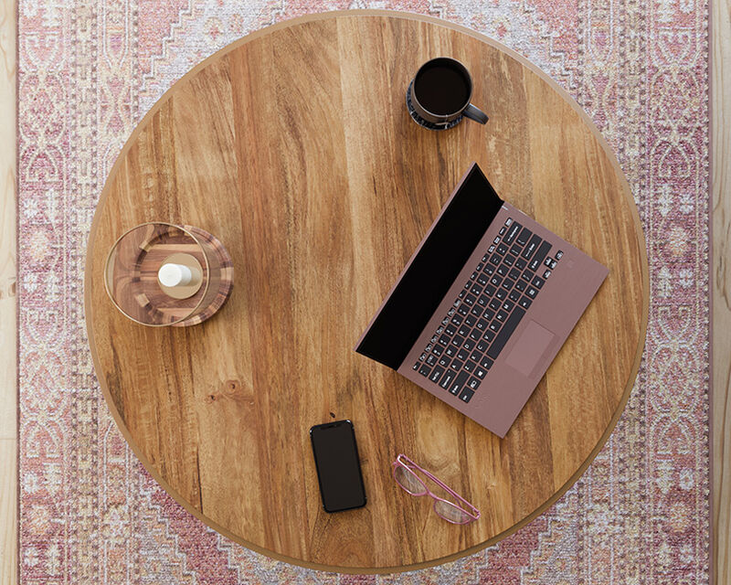 International Lux Coffee Table
