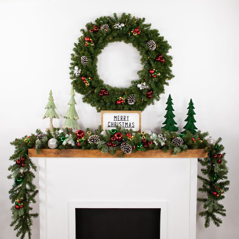 Pre-Lit Canadian Pine Artificial Christmas Wreath  36 inch  Multi Lights