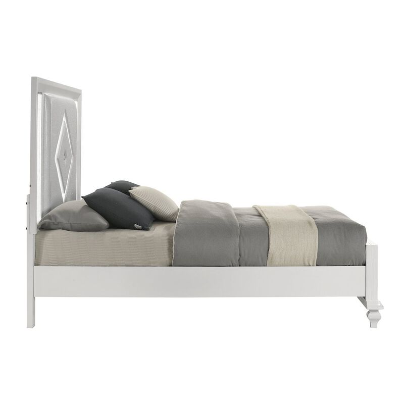 New Classic Furniture Stardust Solid Wood Queen Upholstered Bed, White