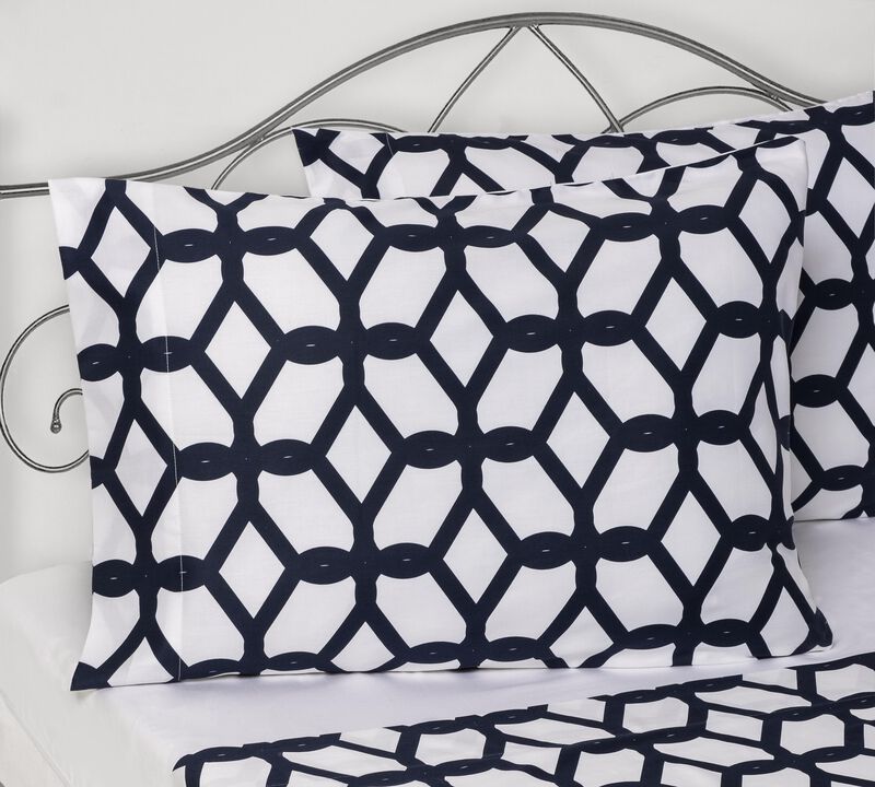 Brooks Brothers Chain Link Allover Printed Cotton Sateen Pillowcase Pair