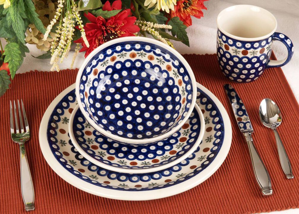 Blue Rose Polish Pottery Molly Cereal/Soup Bowl
