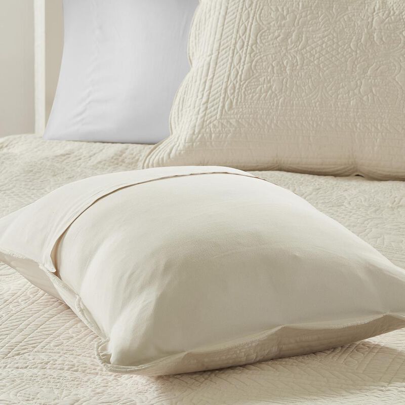 Belen Kox Scalloped Edge Coverlet Set, Belen Kox