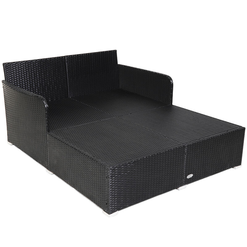 Spacious Outdoor Rattan Daybed with Upholstered Cushions and Pillows