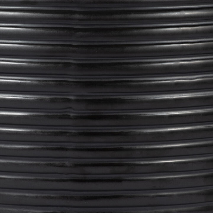 24" Blk Cer Ribbed Temple Jar