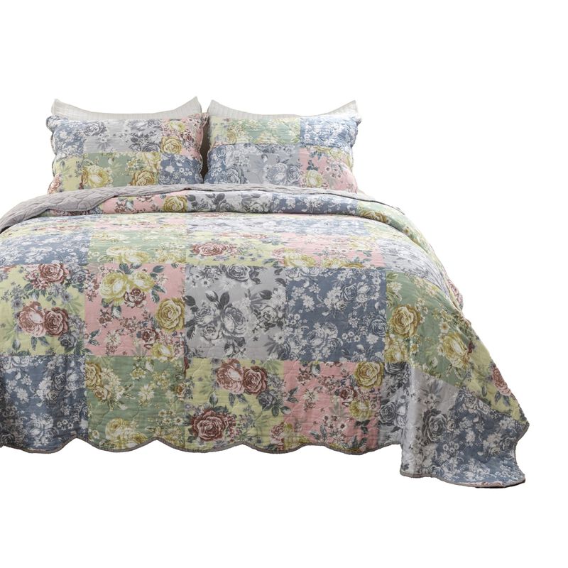 Eni 3 Piece California King Cotton Quilt Set, Pastel Blue Flower Design - Benzara