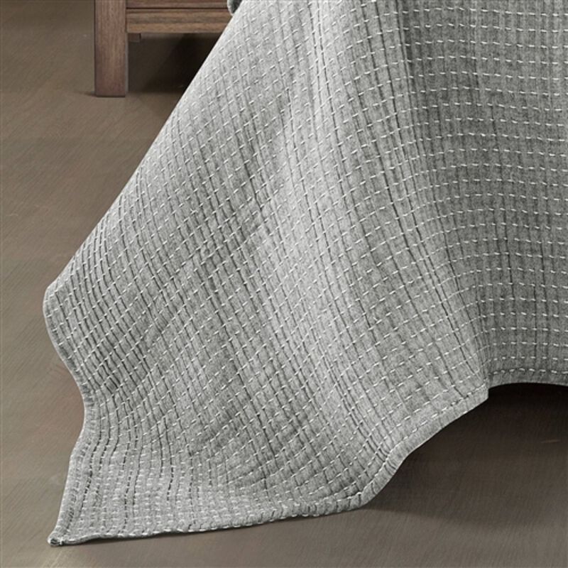 Cozy Reversible Cotton Yarn Woven 3-Piece Coverlet Set – Elegant Bedding for Any Bedroom