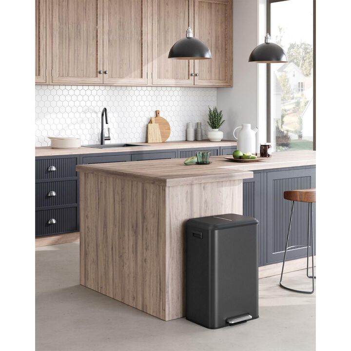 10.5-Gallon Step Kitchen Trash Can for Hands-Free Waste Disposal