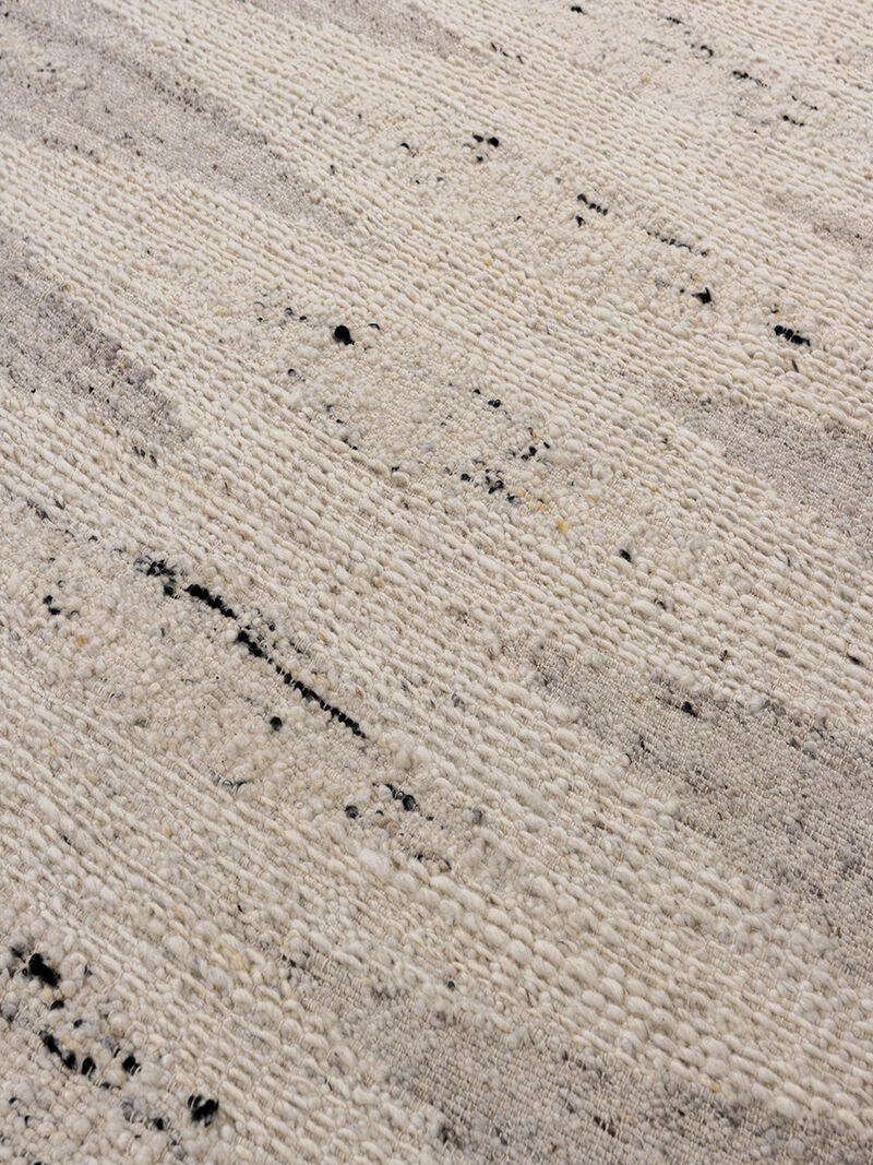 Nova NVA946 8' x 10' Rug