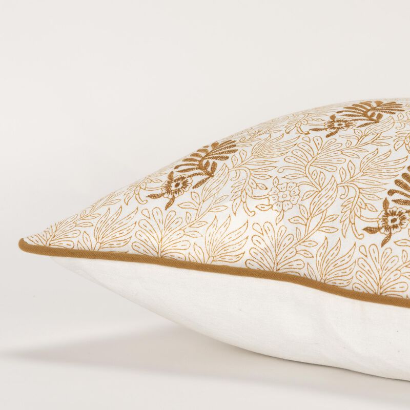 T20070 Pillow