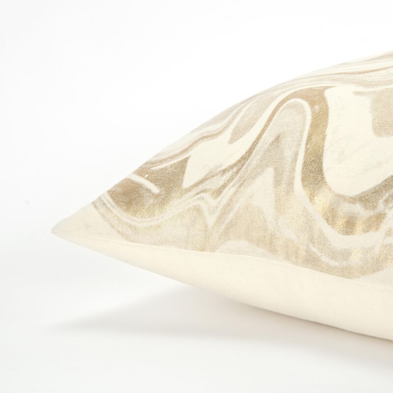 T14676 Pillow