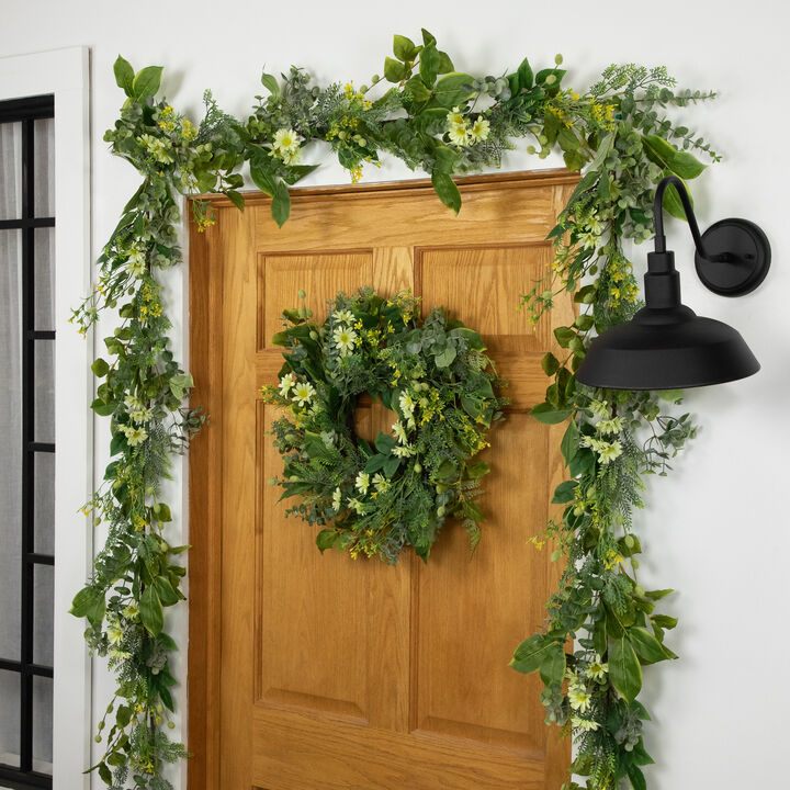 Mixed Foliage and Daisy Spring Wreath - 20"