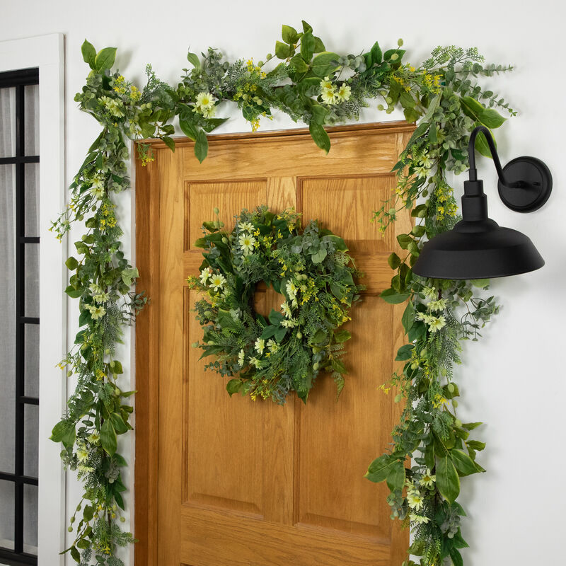 Mixed Foliage and Daisy Spring Wreath - 20"