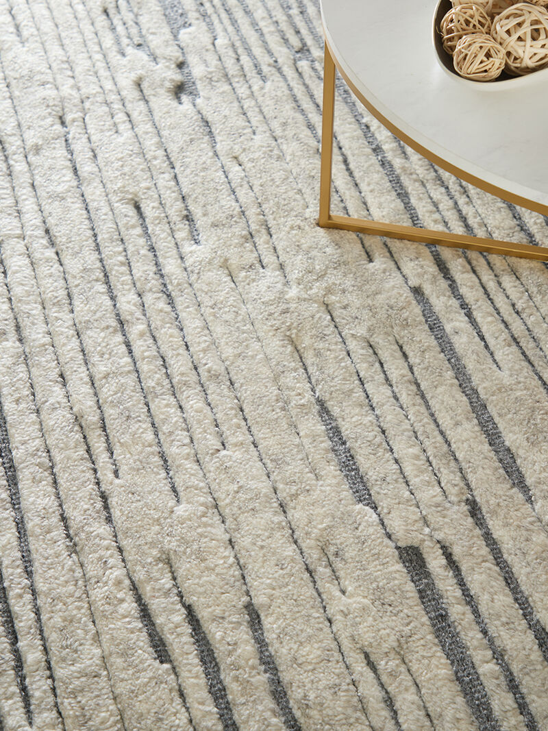 Broadfield T6037 Ivory/Charcoal 9'6" x 13'6" Rug By Thom Filcia