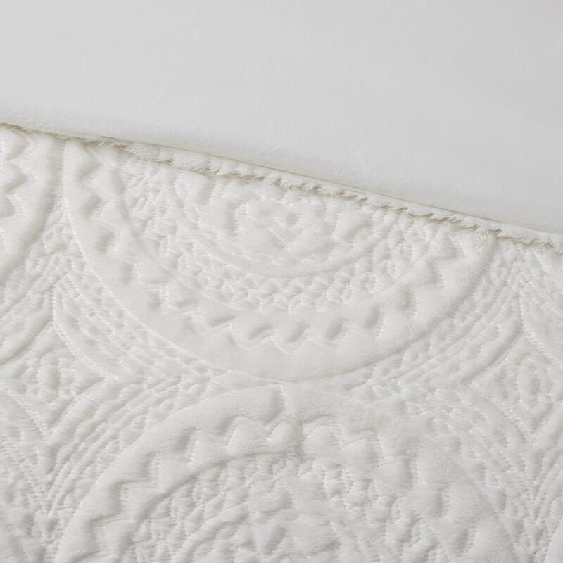 Belen Kox Arya Medallion Plush Comforter Set, Belen Kox