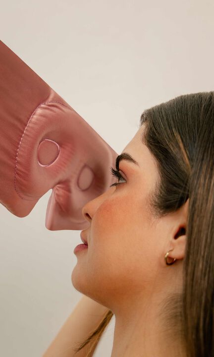 Eyelash Protecting Mask