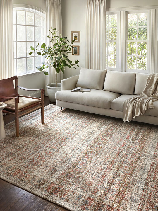 Saban SAB05 2'7" x 4'" Rug