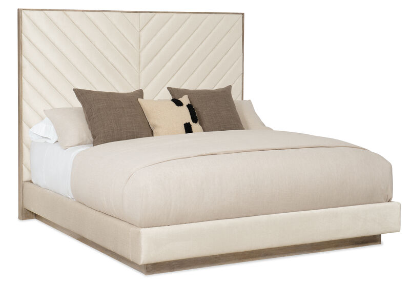 Meet U In The Middle Queen Bed