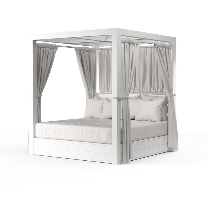 Newport Resort King Daybed in Cast Silver, No Welt