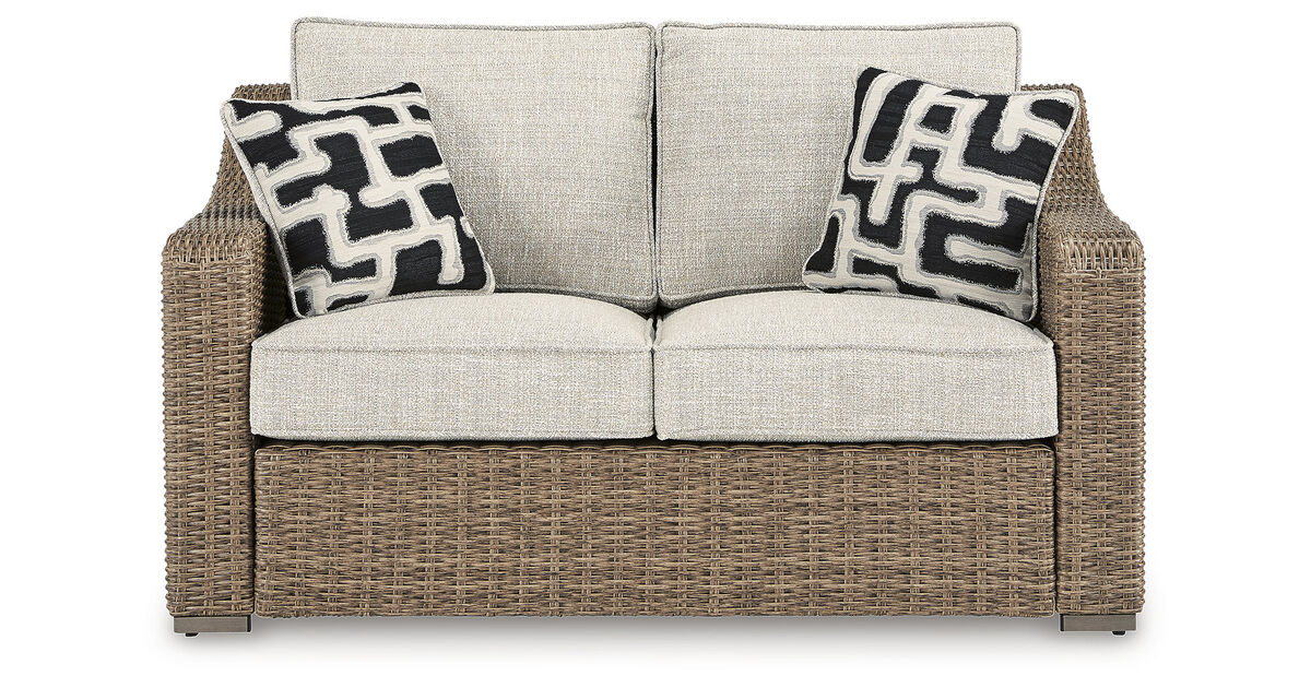 Beachcroft Outdoor Loveseat with Cushion