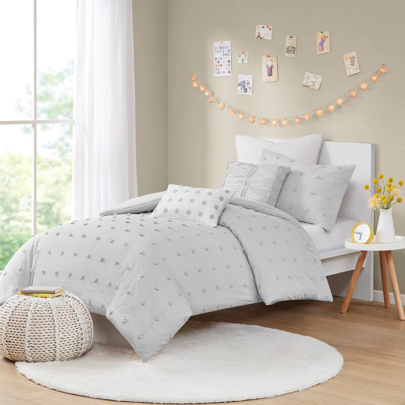Gracie Mills Grady Elegance Defined Cotton Jacquard Comforter Set with Euro Shams and Throw Pillows