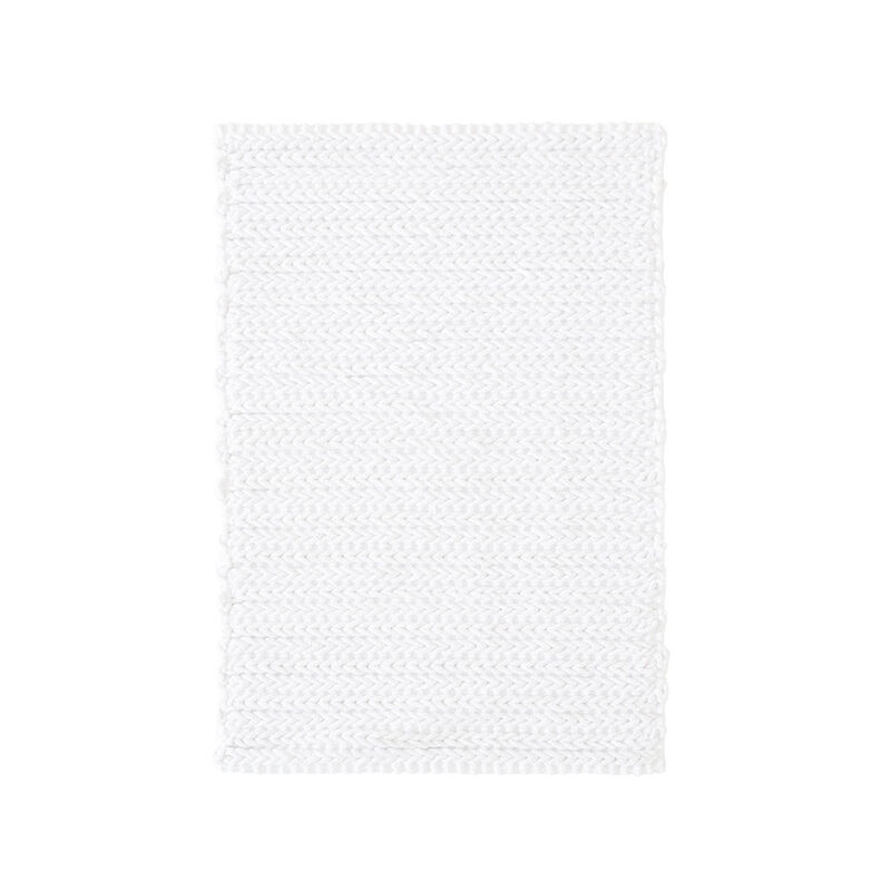 Gracie Mills Minnie Solid Cotton Chenille Chain Stitch Rug - 17x24"