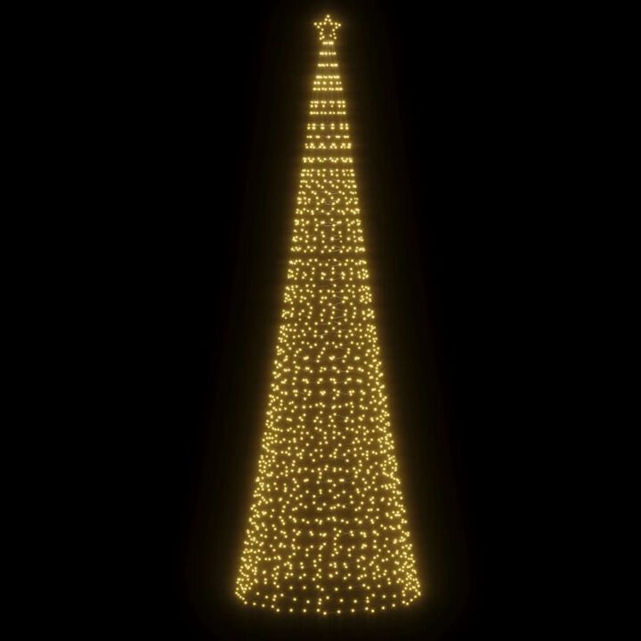 Outdoor Christmas Tree Light Decoration, 1554 Warm White LEDs, 16ft - Benzara