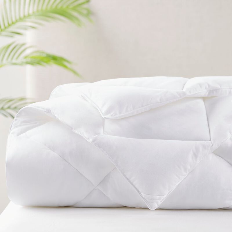 Gracie Mills Freddy Featherless Cotton Down Alternative Comforter