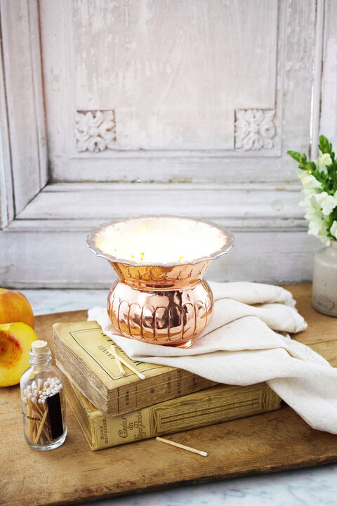 Coppermill Kitchen Vintage Inspired Peach Sangria Candle