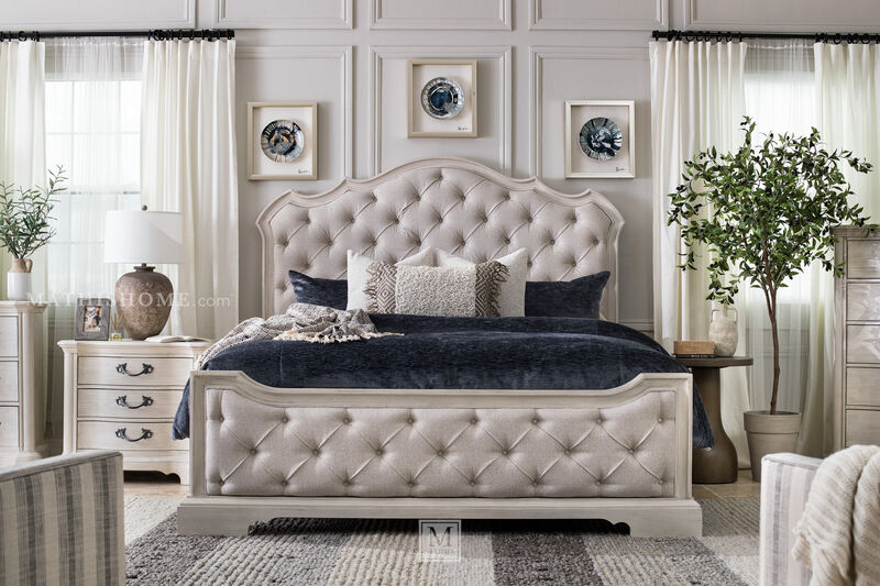 Arlendyne Upholstered Bed