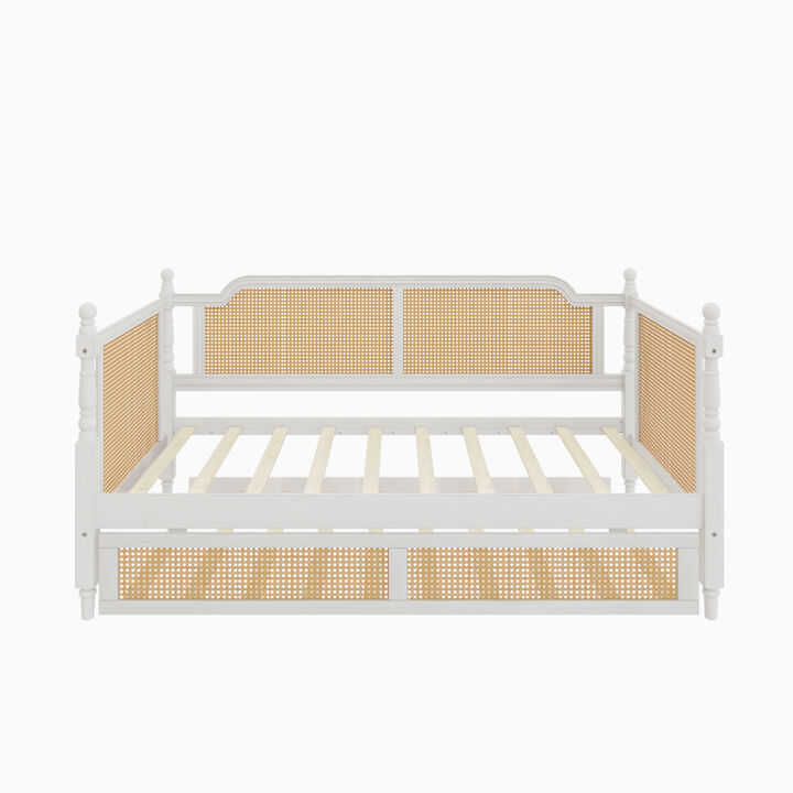 Merax Traditional Daybed with Trundle for Limited Space