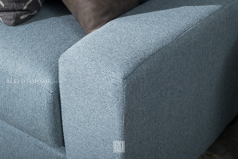 Valderrama Sectional