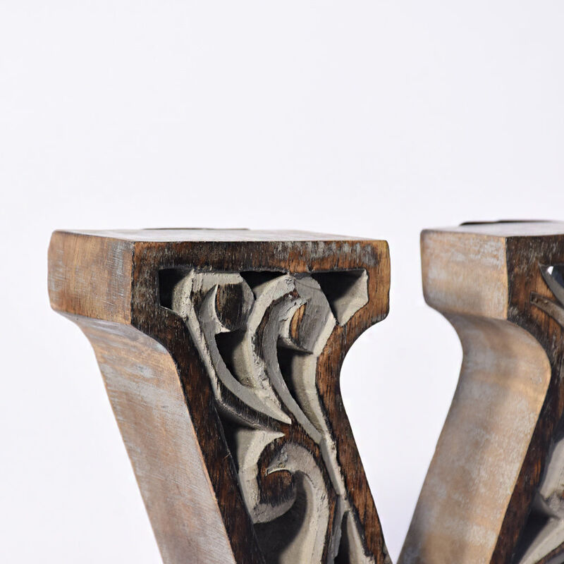Vintage Gray Handmade Eco-Friendly "V" Alphabet Letter Block For Wall Mount & Table Top D�cor