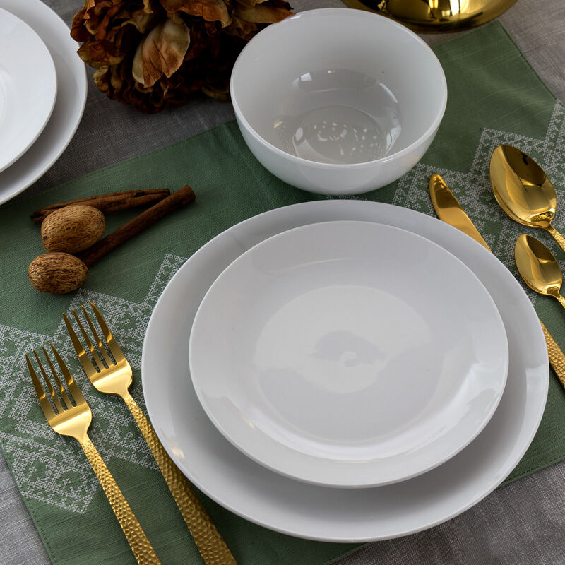 Elama Luna 18 Piece Porcelain Dinnerware Set in White