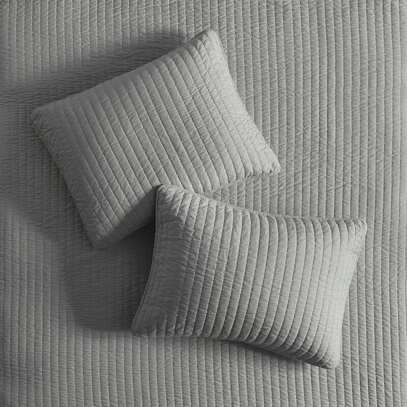 Gracie Mills Becker Cozy Reversible Pick Stitch Quilt Set with Matching Shams