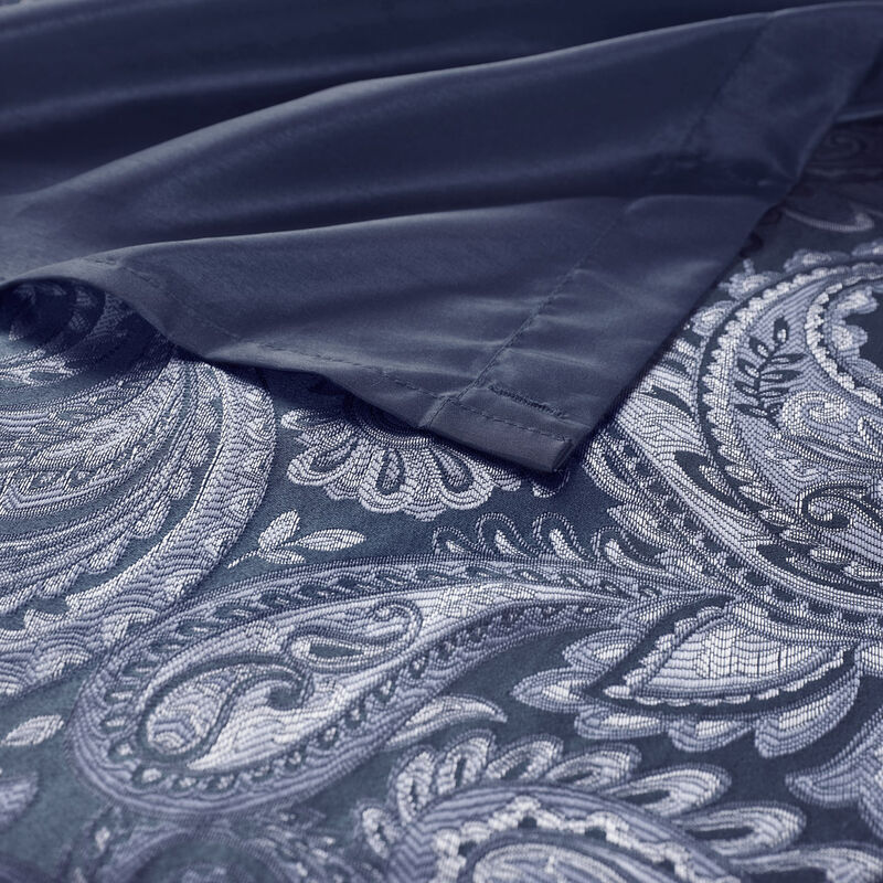 Gracie Mills Thornton Traditional Paisley Jacquard Shower Curtain