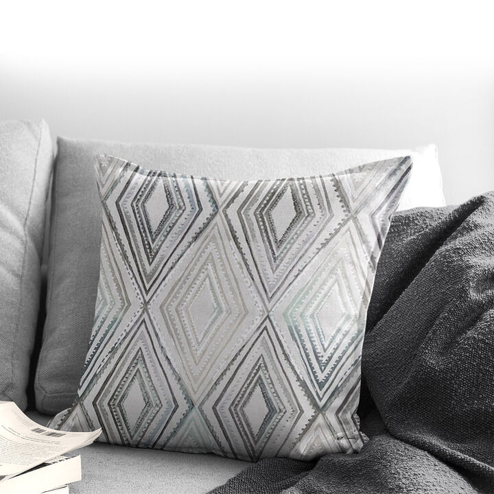 6ix Tailors Fine Linens Sloane Seabreeze/Ivory Decorative Throw Pillows