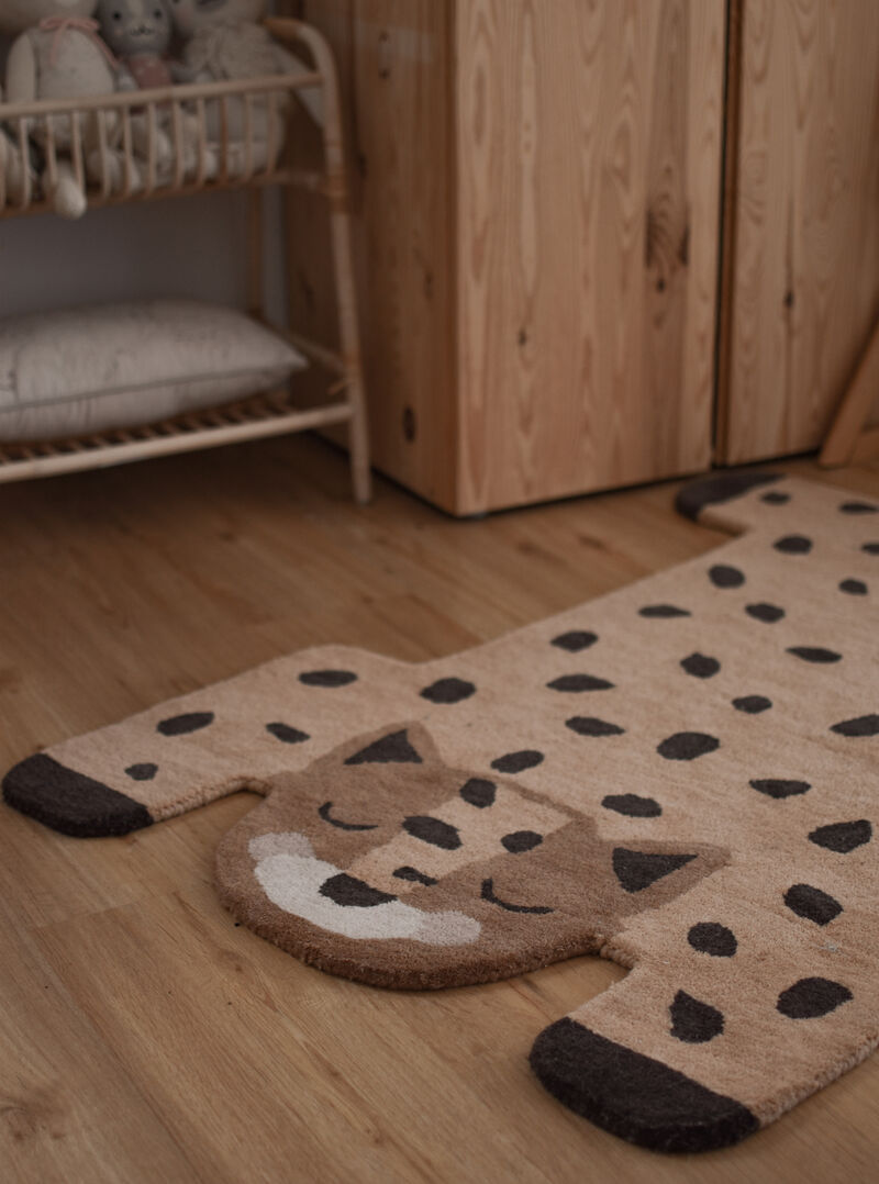 RUG KUMAKO