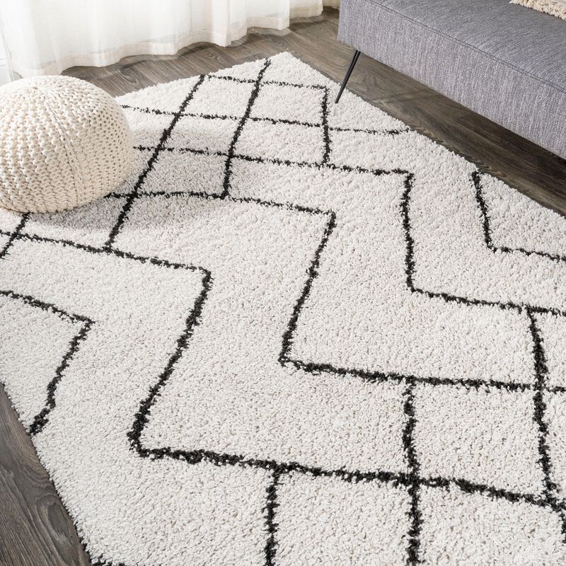 Inca Moroccan Diamond Shag Area Rug