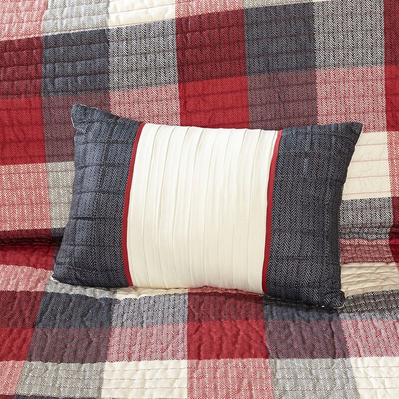 Gracie Mills Nanette 6 Piece Printed Herringbone Quilt Set with Throw Pillows