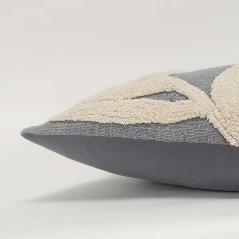 T20456 Pillow