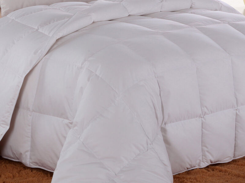 Egyptian Cotton Lightweight Down Comforter Solid Sateen.
