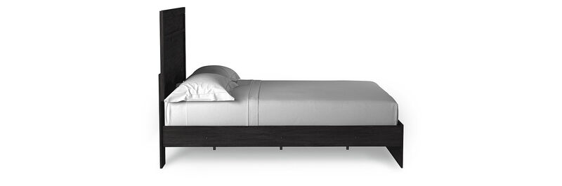 Belachime Queen Panel Bed