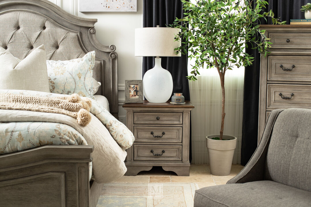 Lodenbay Three-Drawer Nightstand