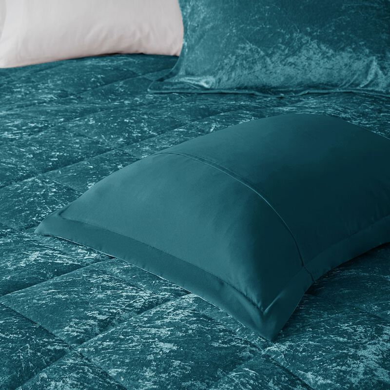 Gracie Mills Eirlys Velvet Duvet Cover Set